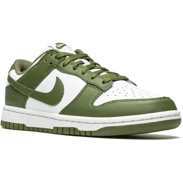 Nike Dunk Low 'Medium Olive' maat 44